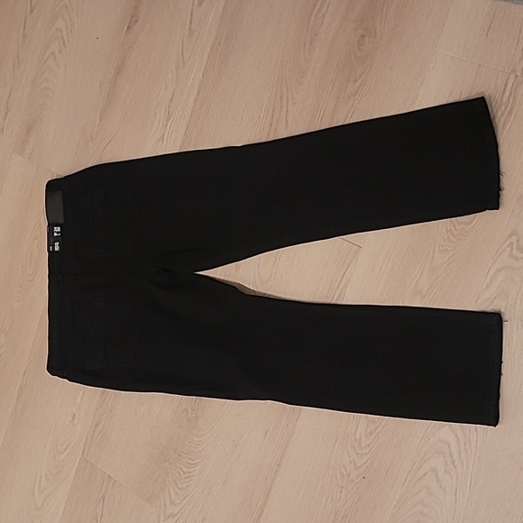 NWT RSQ black distressed jeans. Size 34 × 30 - Picture 2 of 6